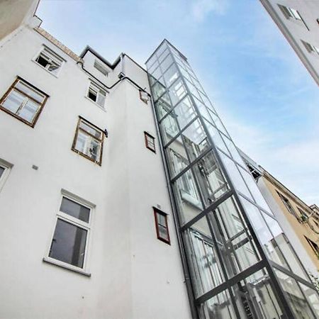 Luxury 2-Floor Rooftop Apartment With Terrace In The City Center Vienna Esterno foto